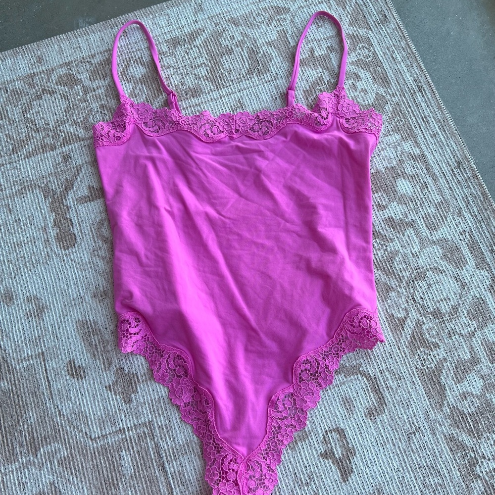SKIMS Vibrant Pink Lace Bodysuit
